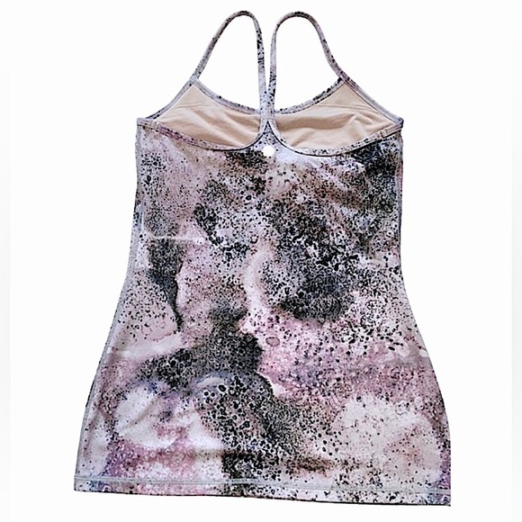 🆕🔥LULU LEMON ATHLETICA SUPER CUTE THIN STRAP MARBLE COLORED RAZERBACK TANK!! - Picture 2 of 5